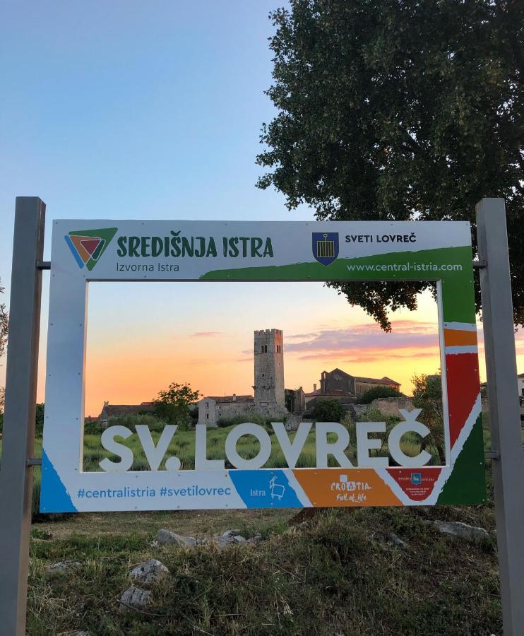 Lavanda Apartments & Room Sveti Lovreč Pazenatički 外观 照片