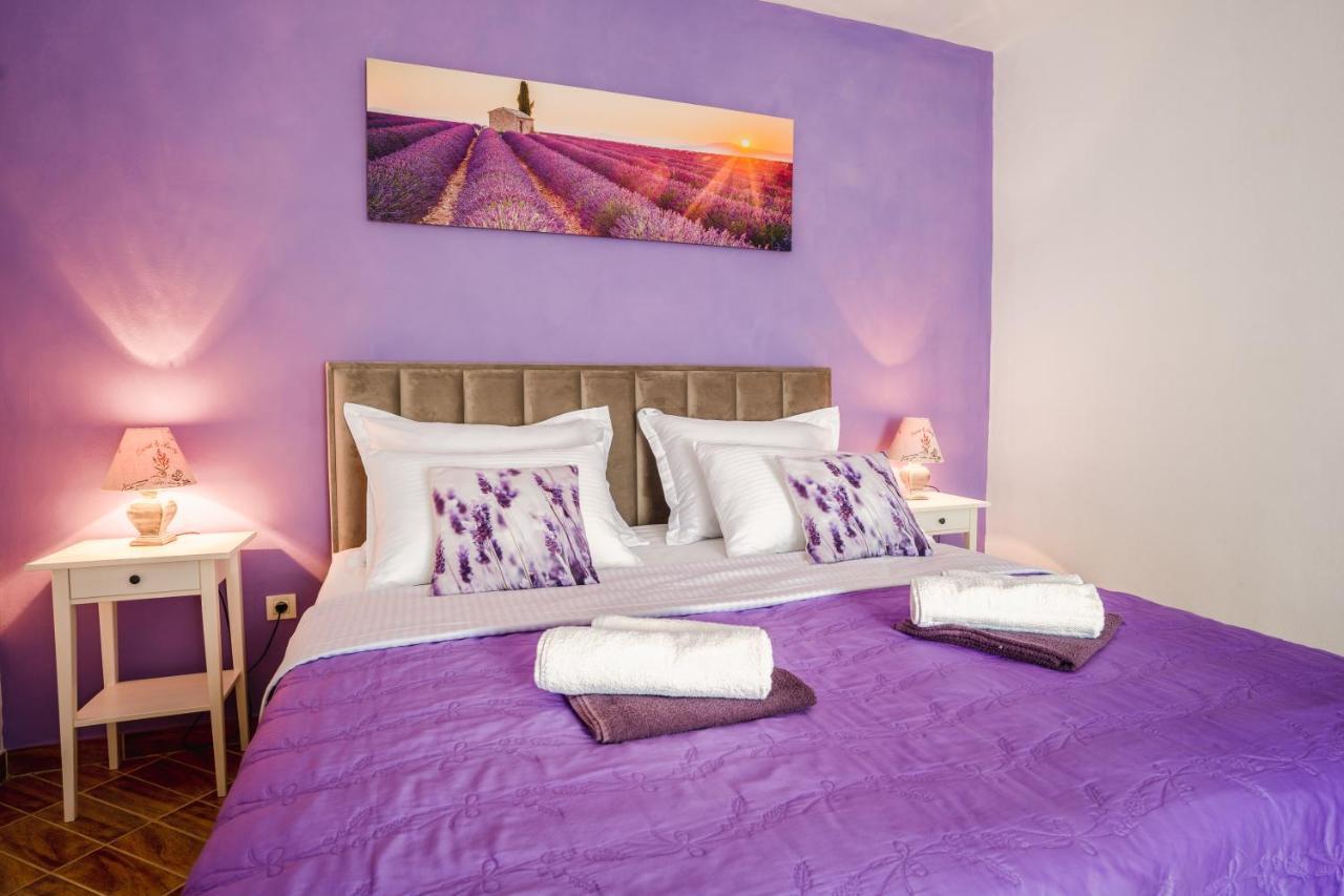 Lavanda Apartments & Room Sveti Lovreč Pazenatički 外观 照片