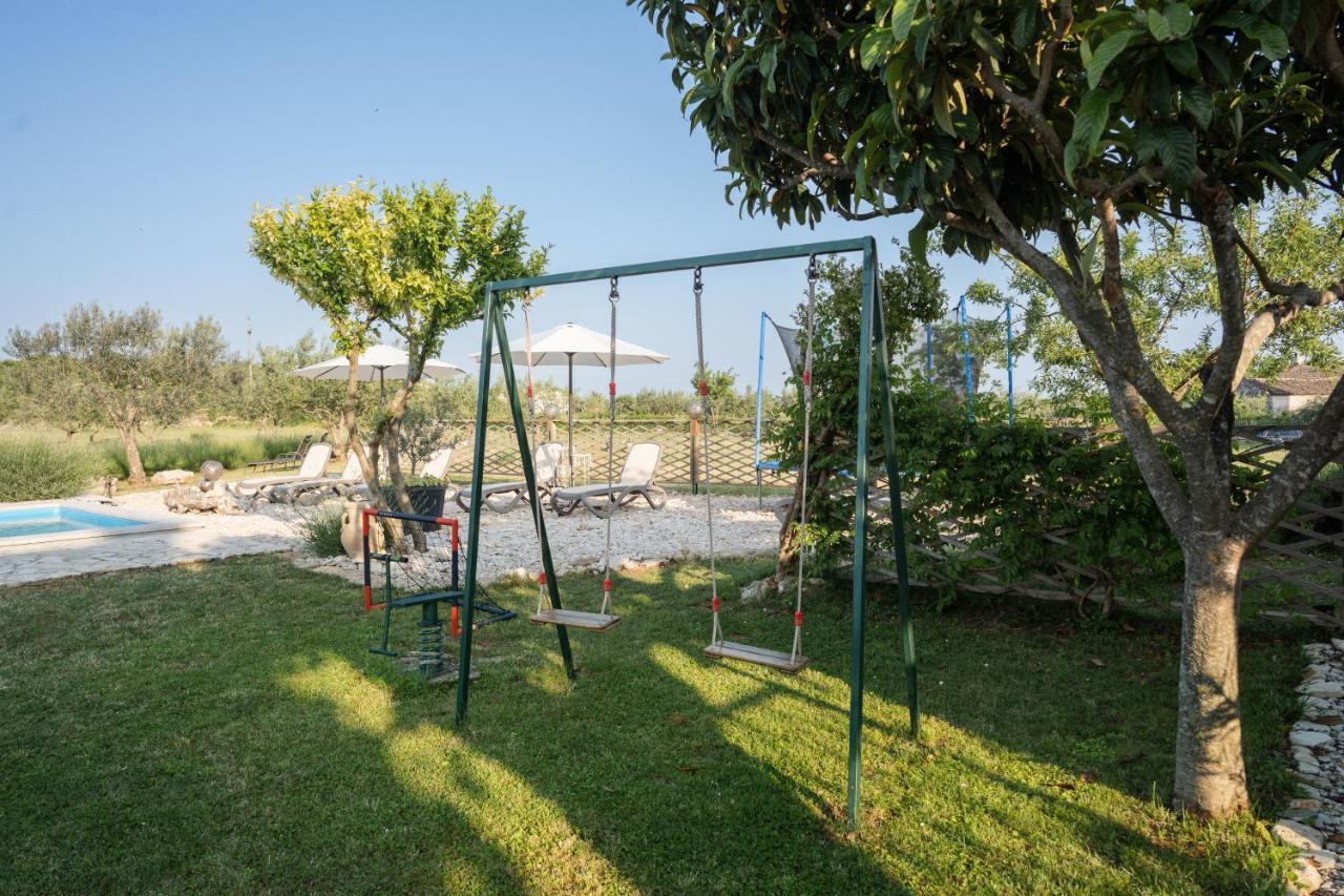 Lavanda Apartments & Room Sveti Lovreč Pazenatički 外观 照片