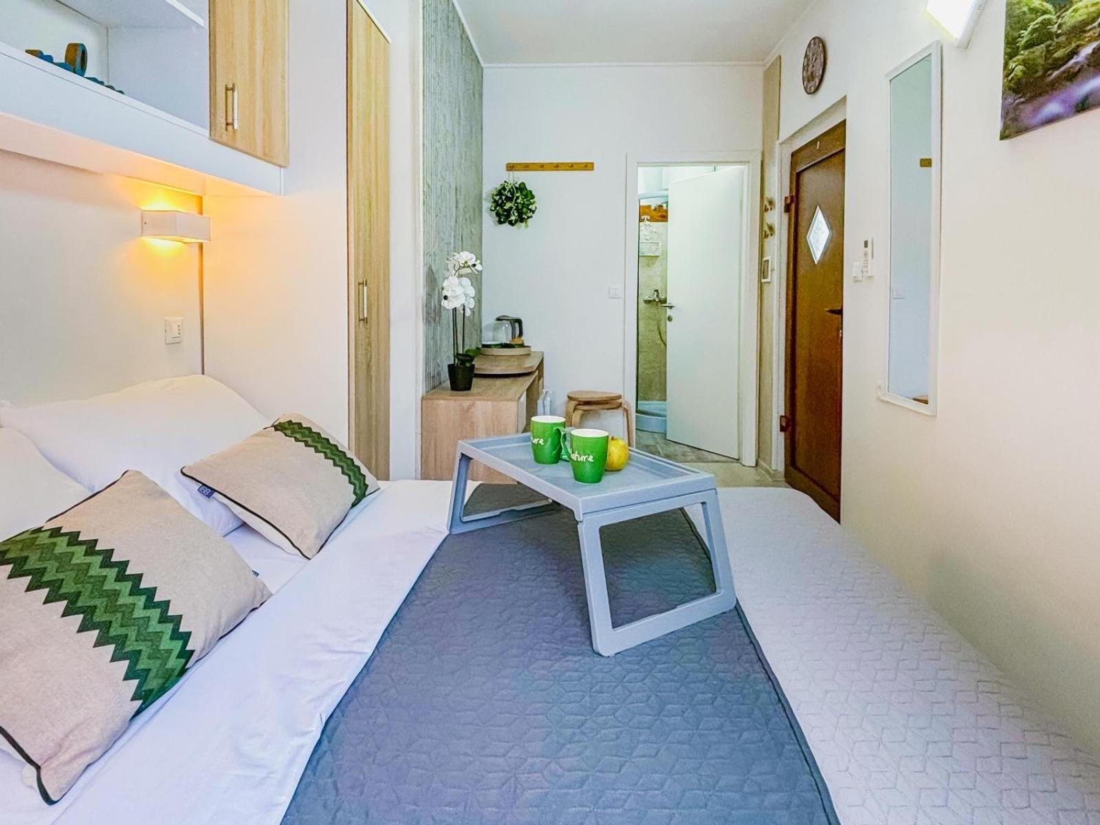 Lavanda Apartments & Room Sveti Lovreč Pazenatički 外观 照片